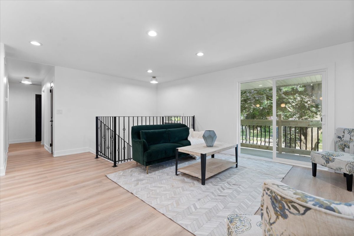 449 White Pine Road Property Photo 10