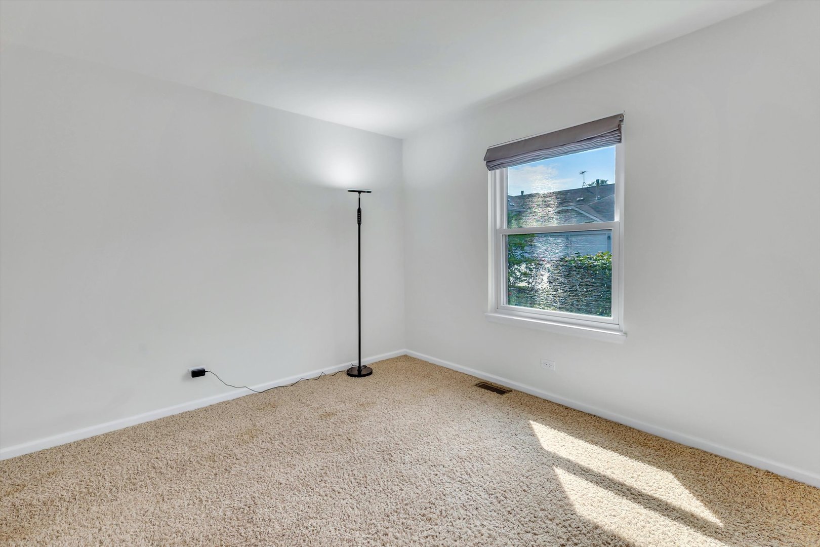 1374 Williamsburg Drive B1 Property Photo 21