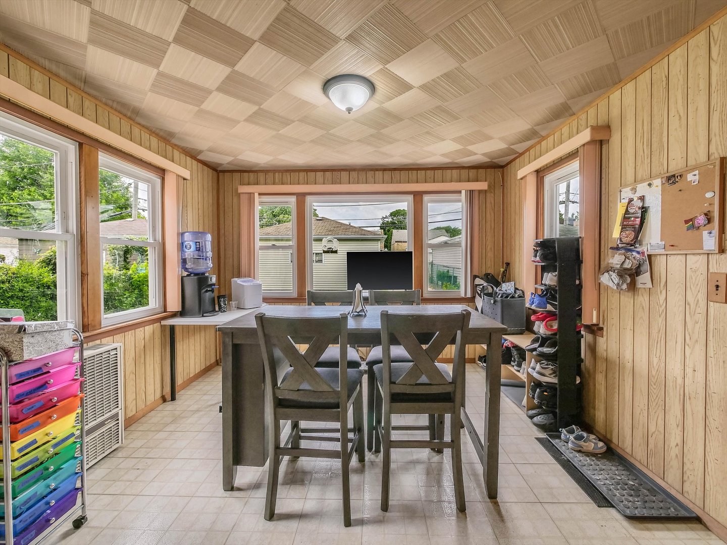2408 Spruce Street Property Photo 6