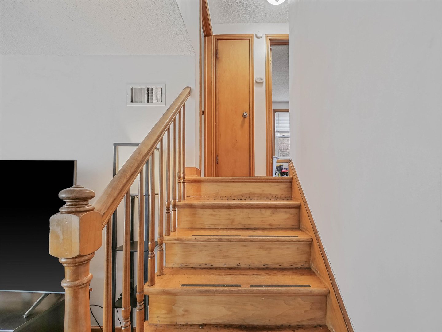 2408 Spruce Street Property Photo 8