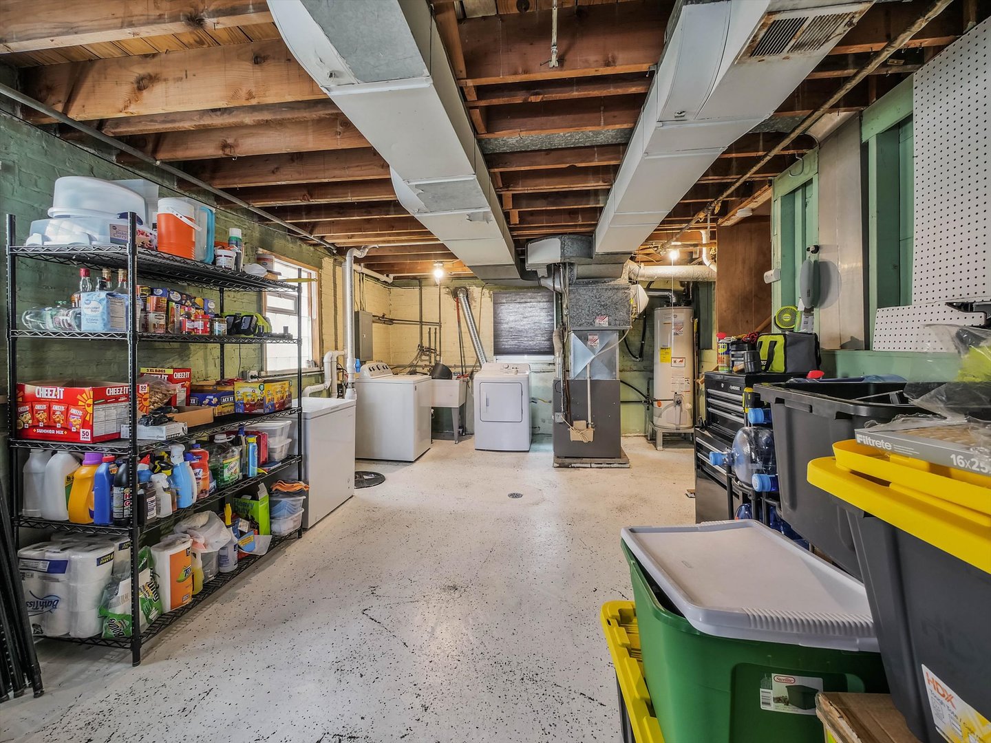 2408 Spruce Street Property Photo 18