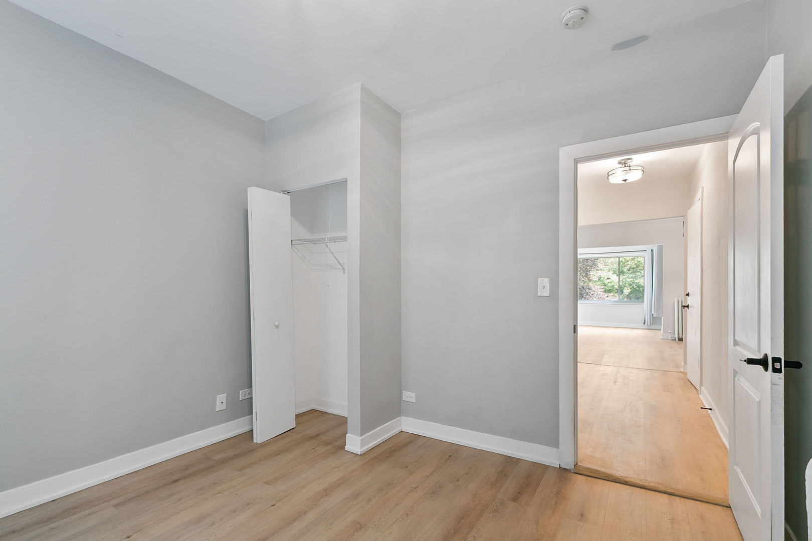 918 W Sunnyside Avenue 1b Property Photo 15