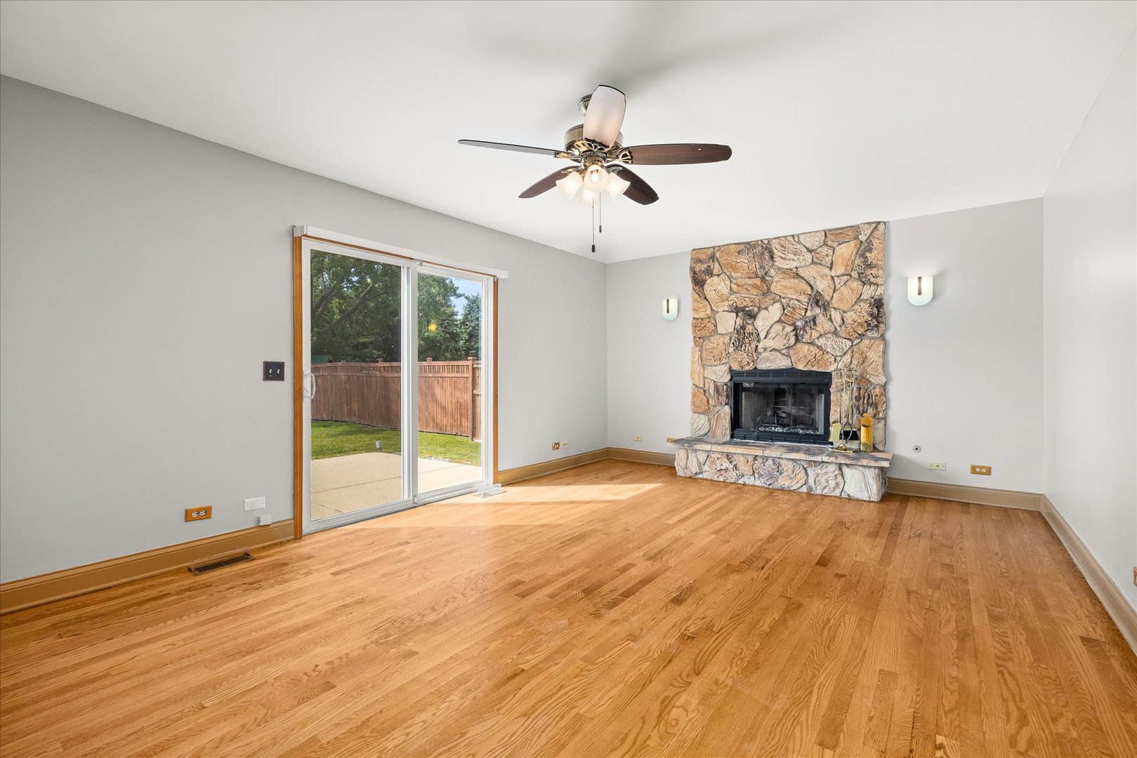1125 Darin Drive Property Photo 17