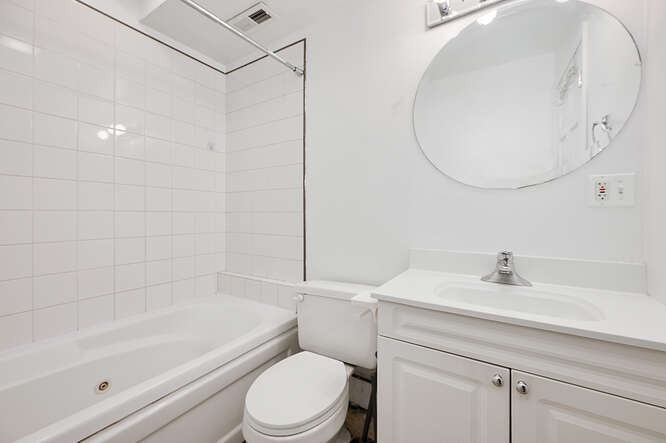 2833 N Francisco Avenue Property Photo 25