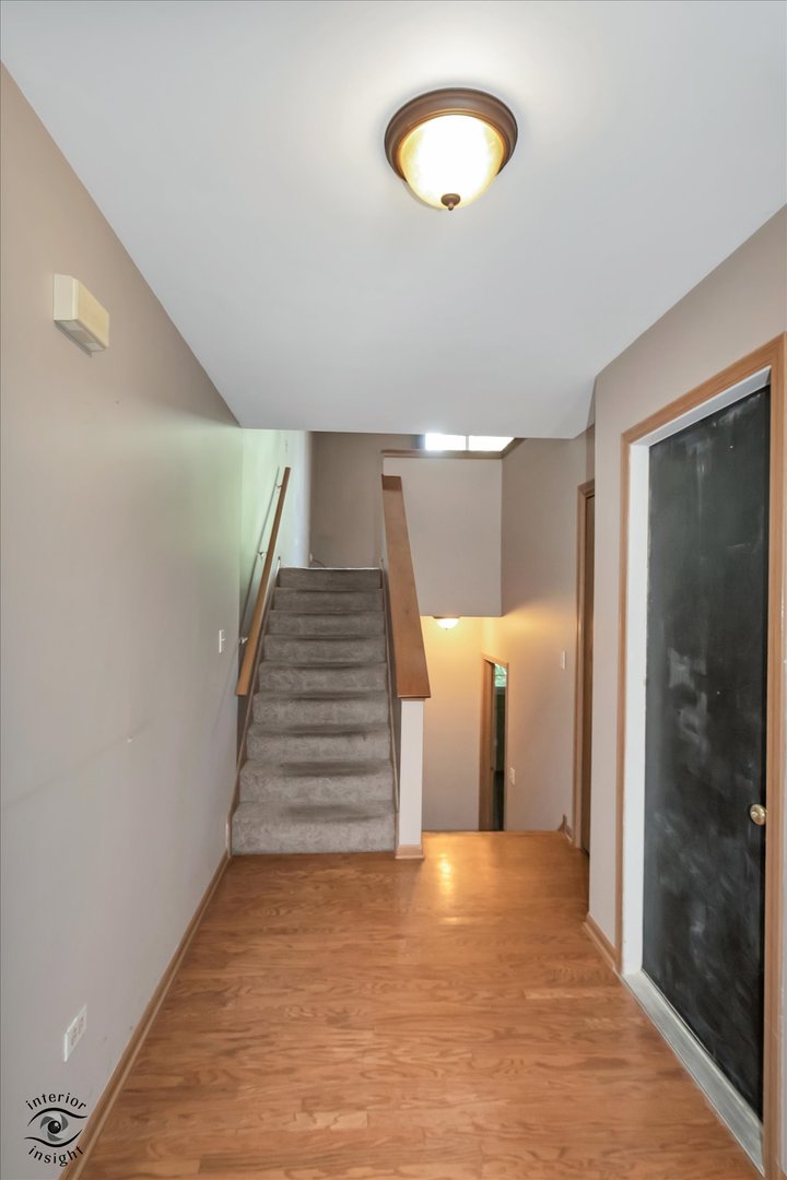 16006 Golfview Drive Property Photo 2