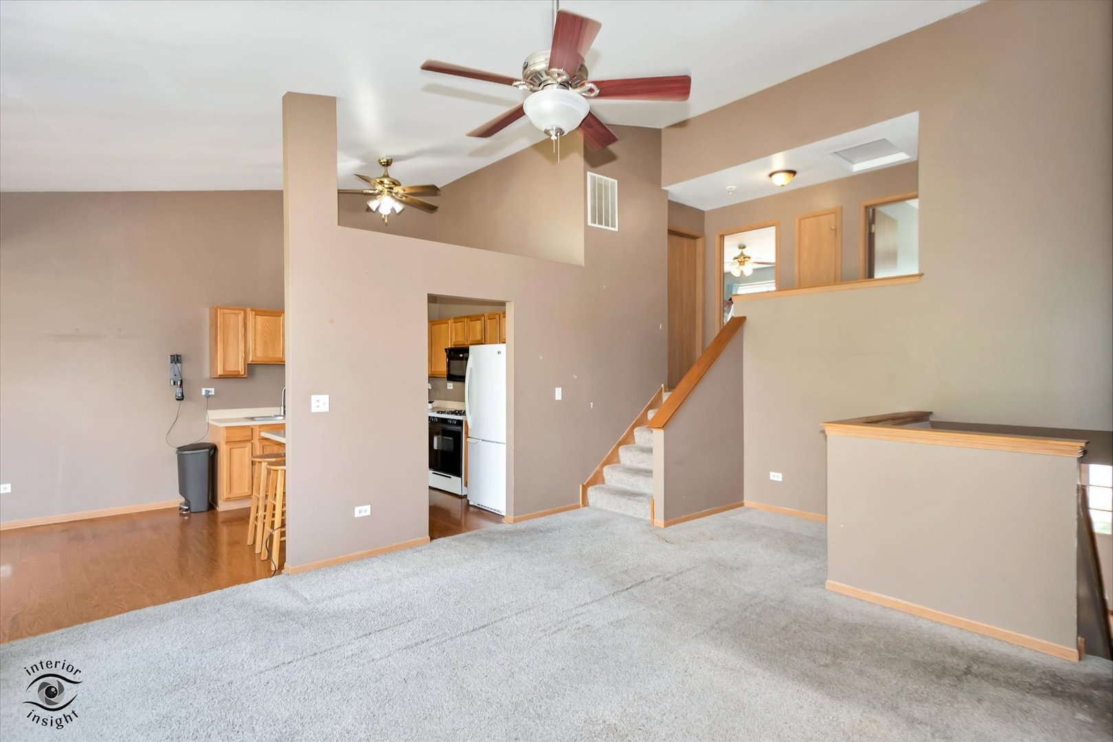 16006 Golfview Drive Property Photo 5