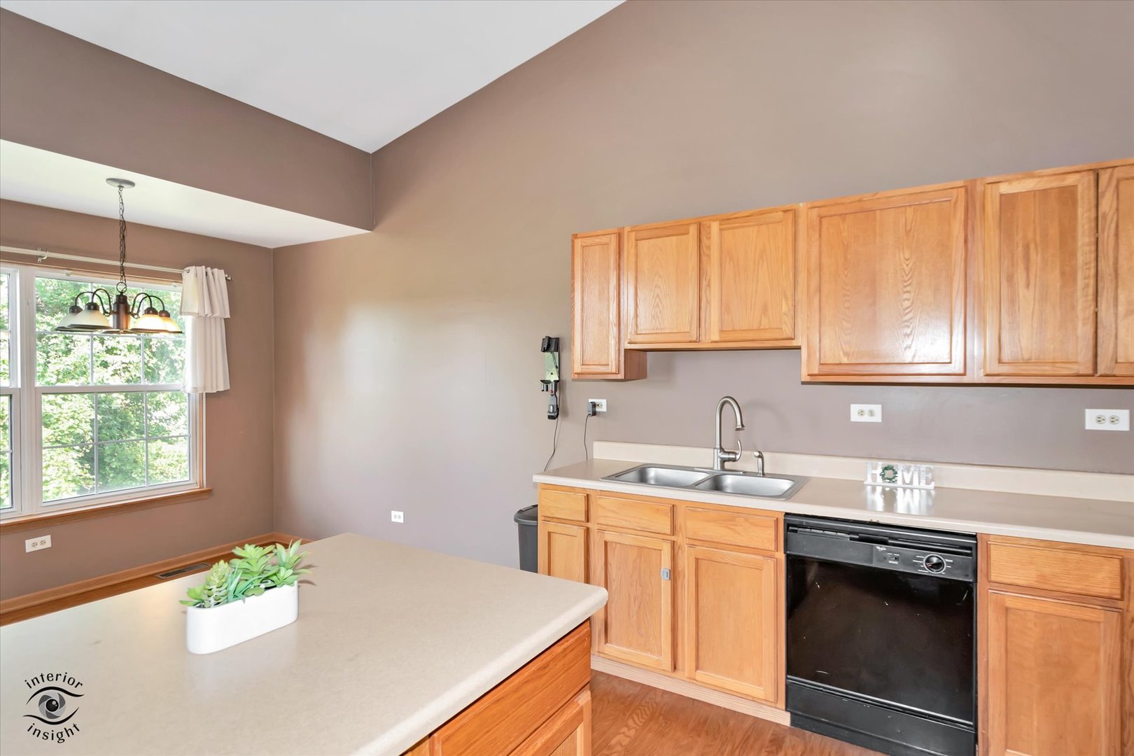 16006 Golfview Drive Property Photo 10