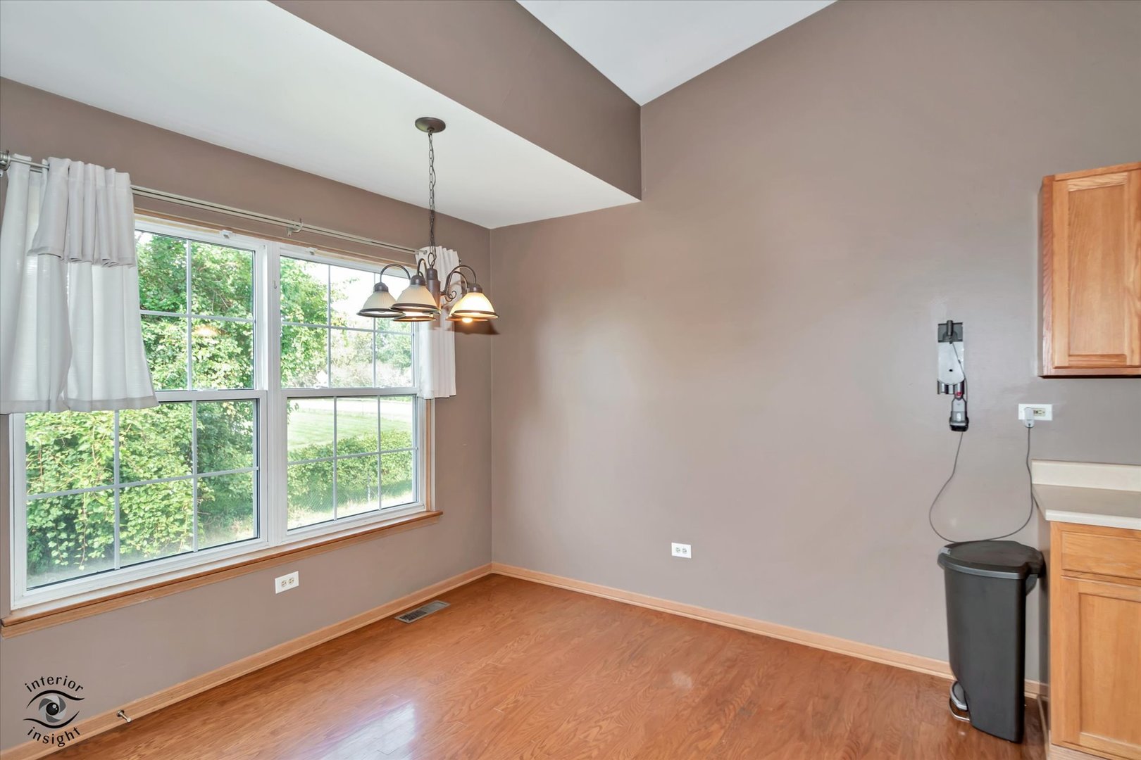 16006 Golfview Drive Property Photo 13