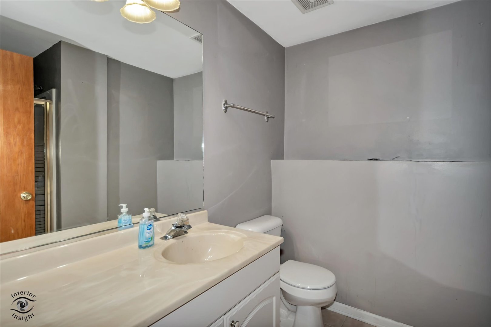 16006 Golfview Drive Property Photo 23