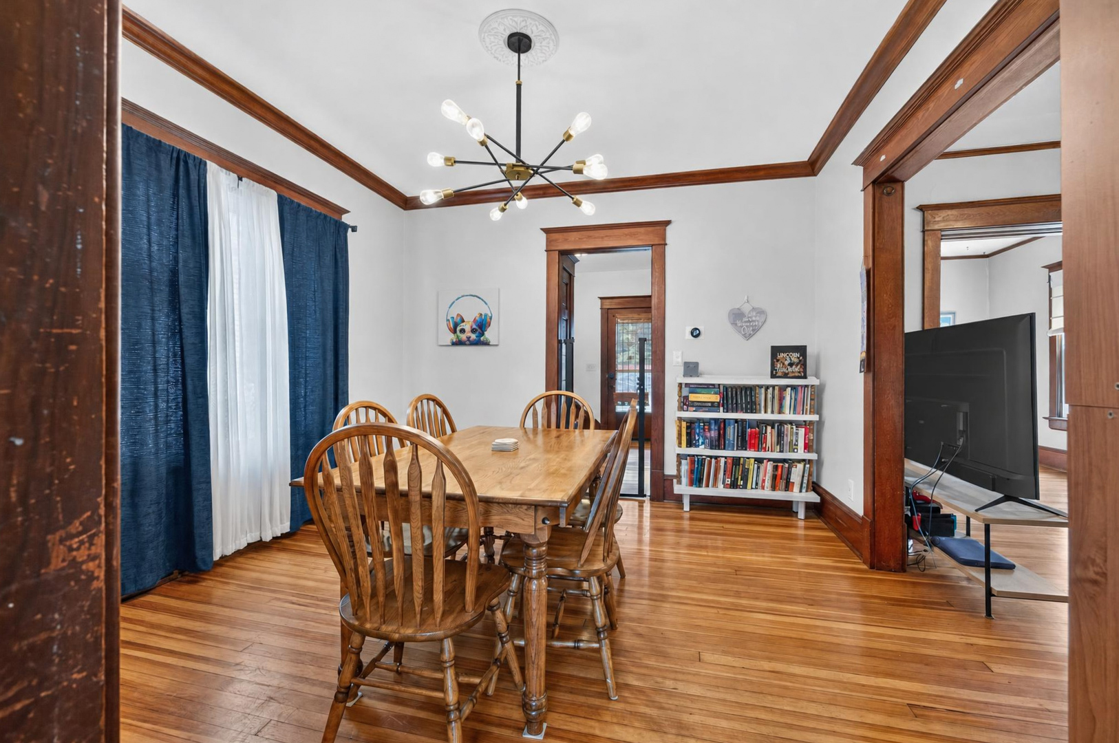 614 W Oakland Avenue Property Photo 3