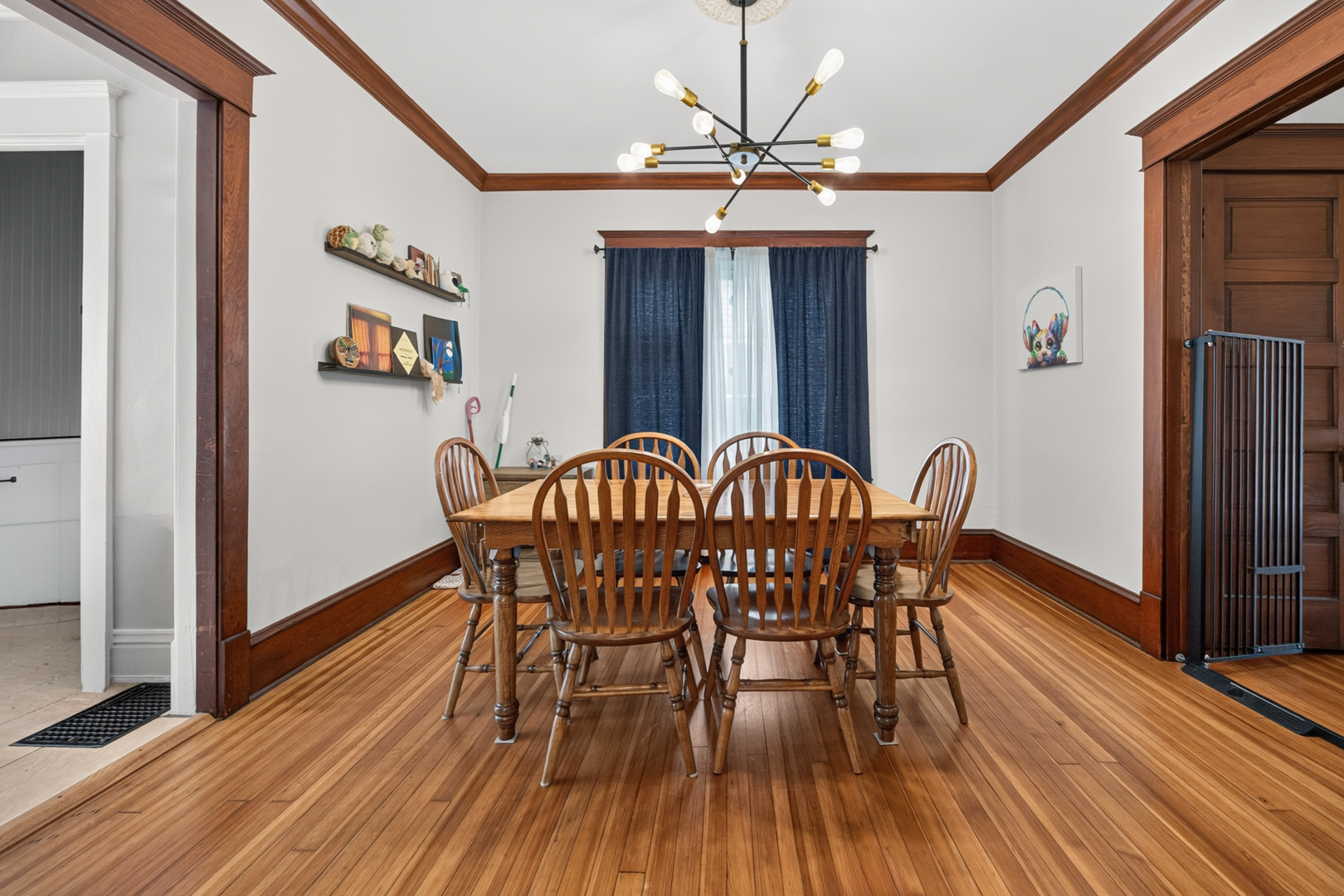 614 W Oakland Avenue Property Photo 4