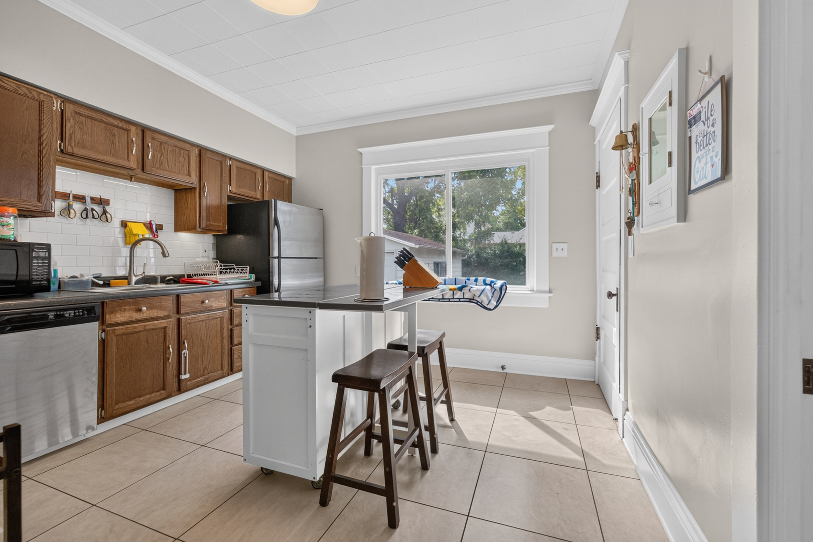614 W Oakland Avenue Property Photo 11