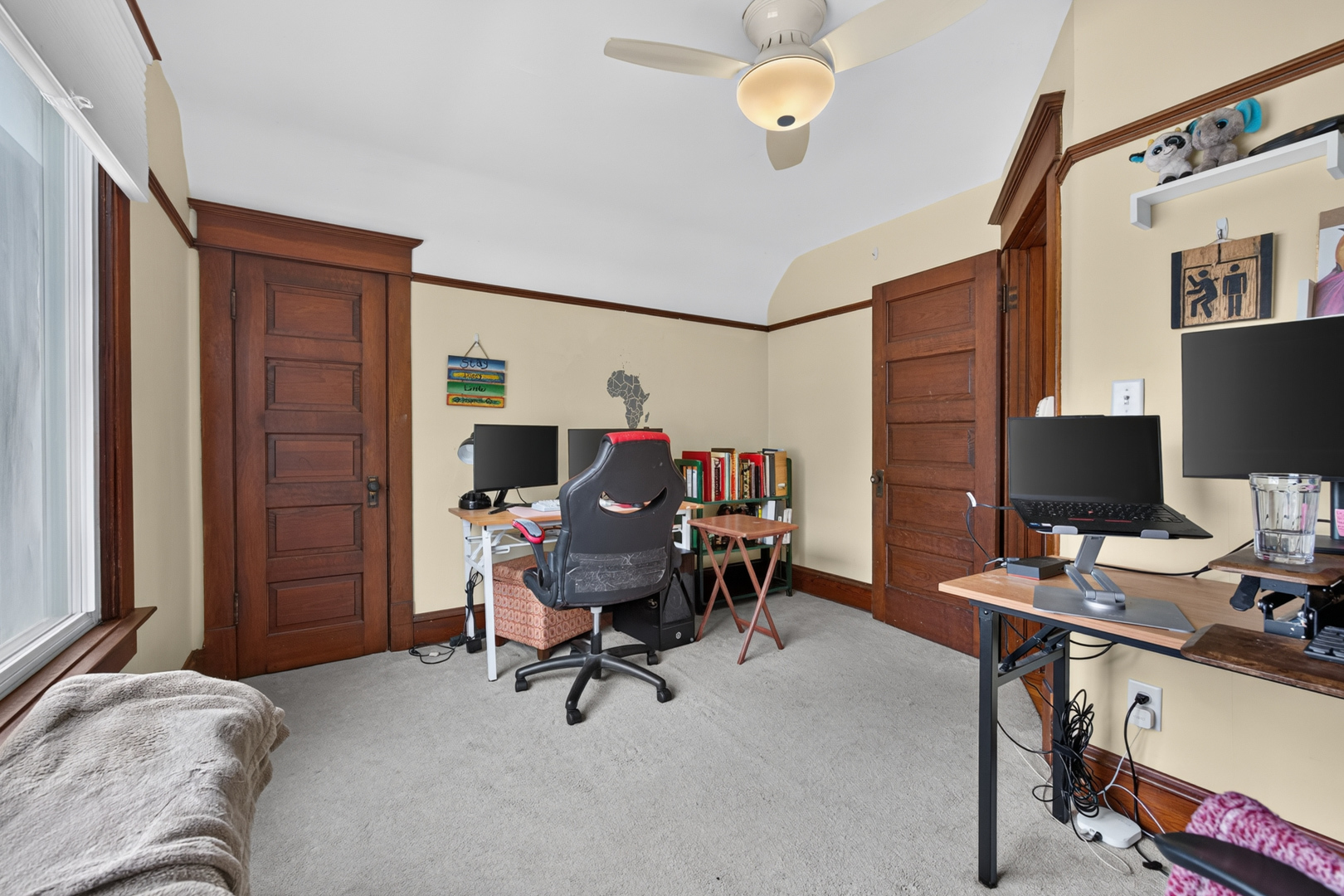 614 W Oakland Avenue Property Photo 24