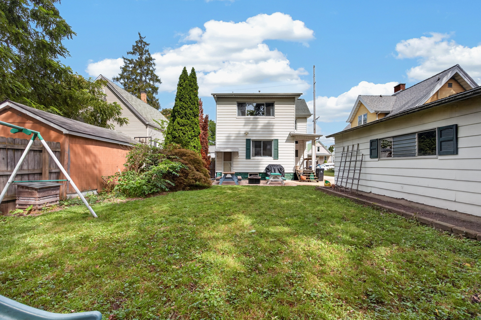 614 W Oakland Avenue Property Photo 33