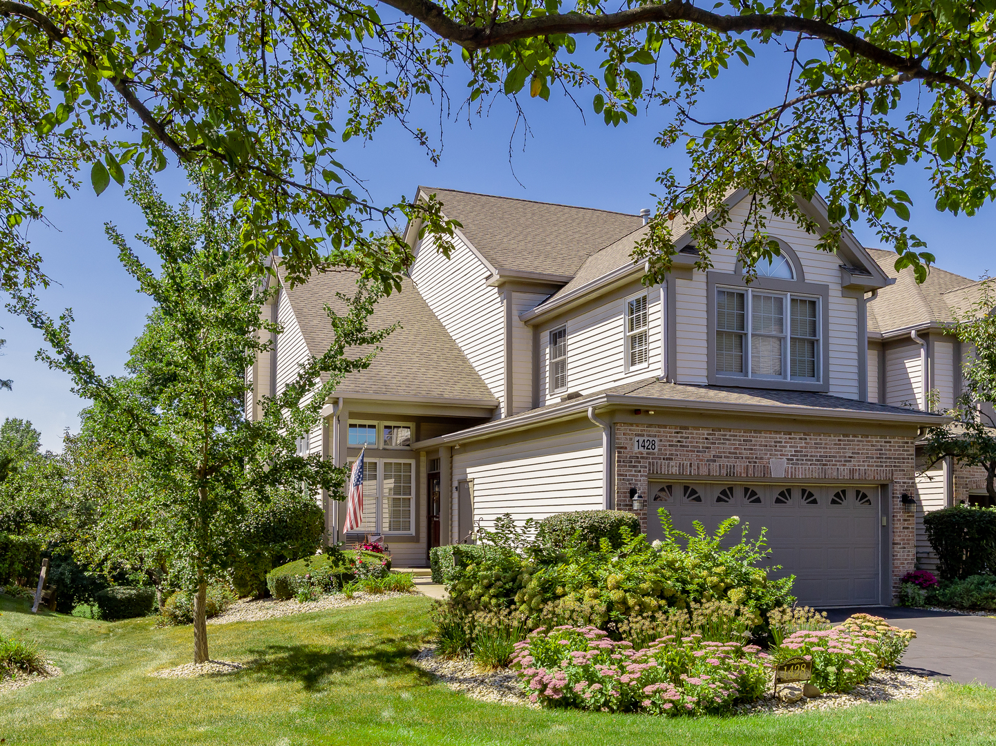 1428 Whitespire Court Property Photo 1