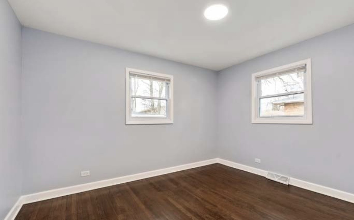 16454 Winchester Avenue Property Photo 7