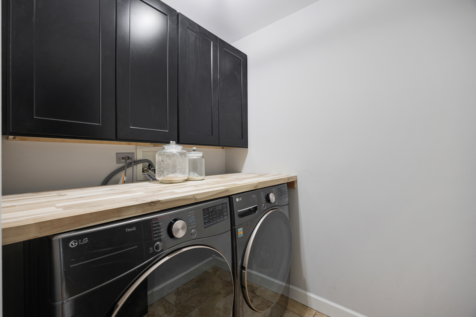 2597 Barnhart Street Property Photo 14