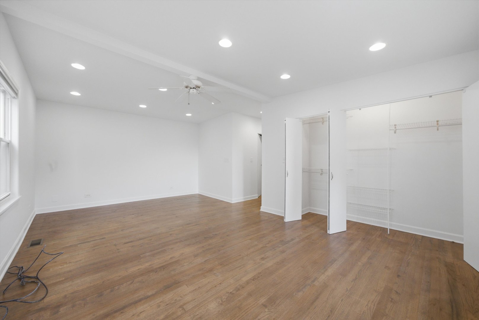 2100 N Damen Avenue 2r Property Photo 10