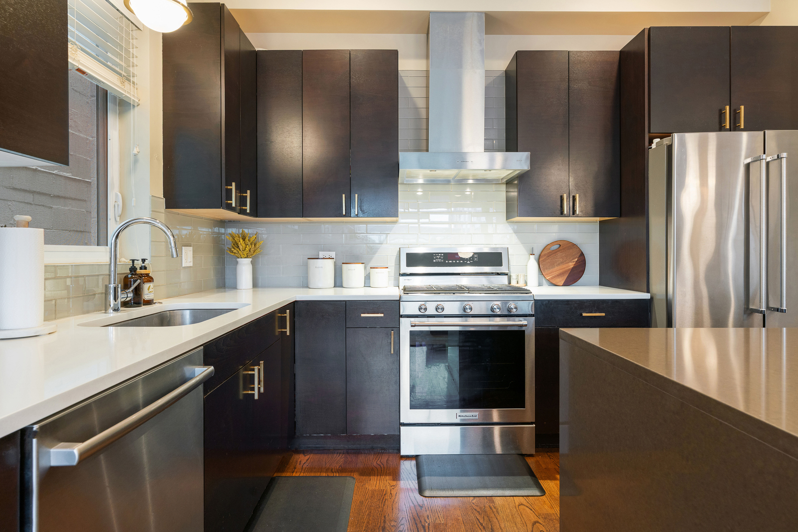 2503 N Milwaukee Avenue 3n Property Photo 6
