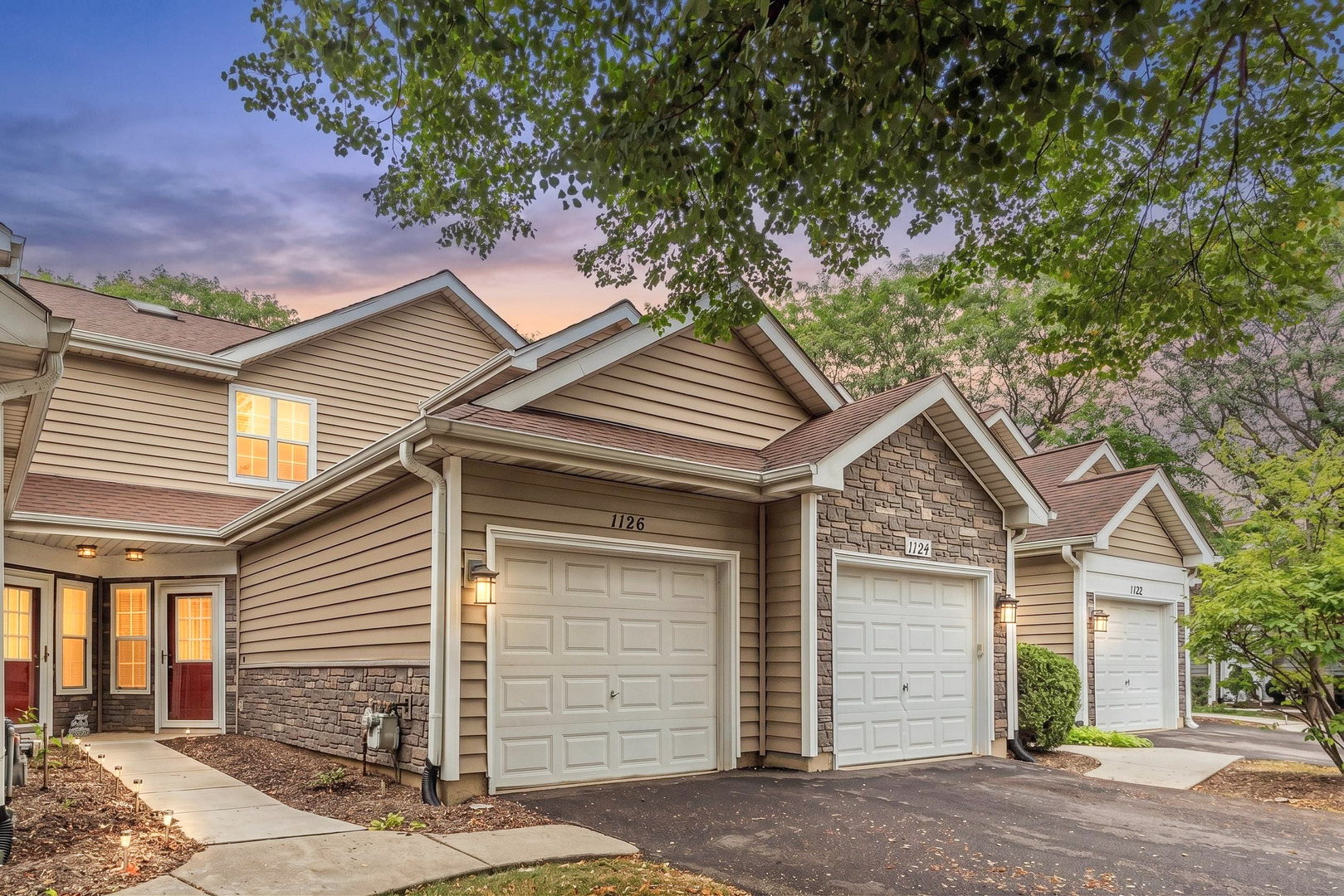 1126 Regency Drive Property Photo 1