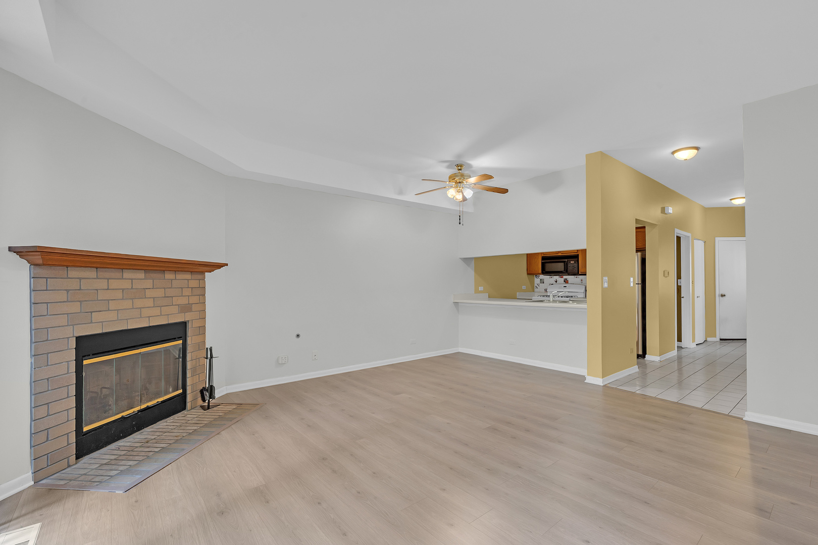1126 Regency Drive Property Photo 6