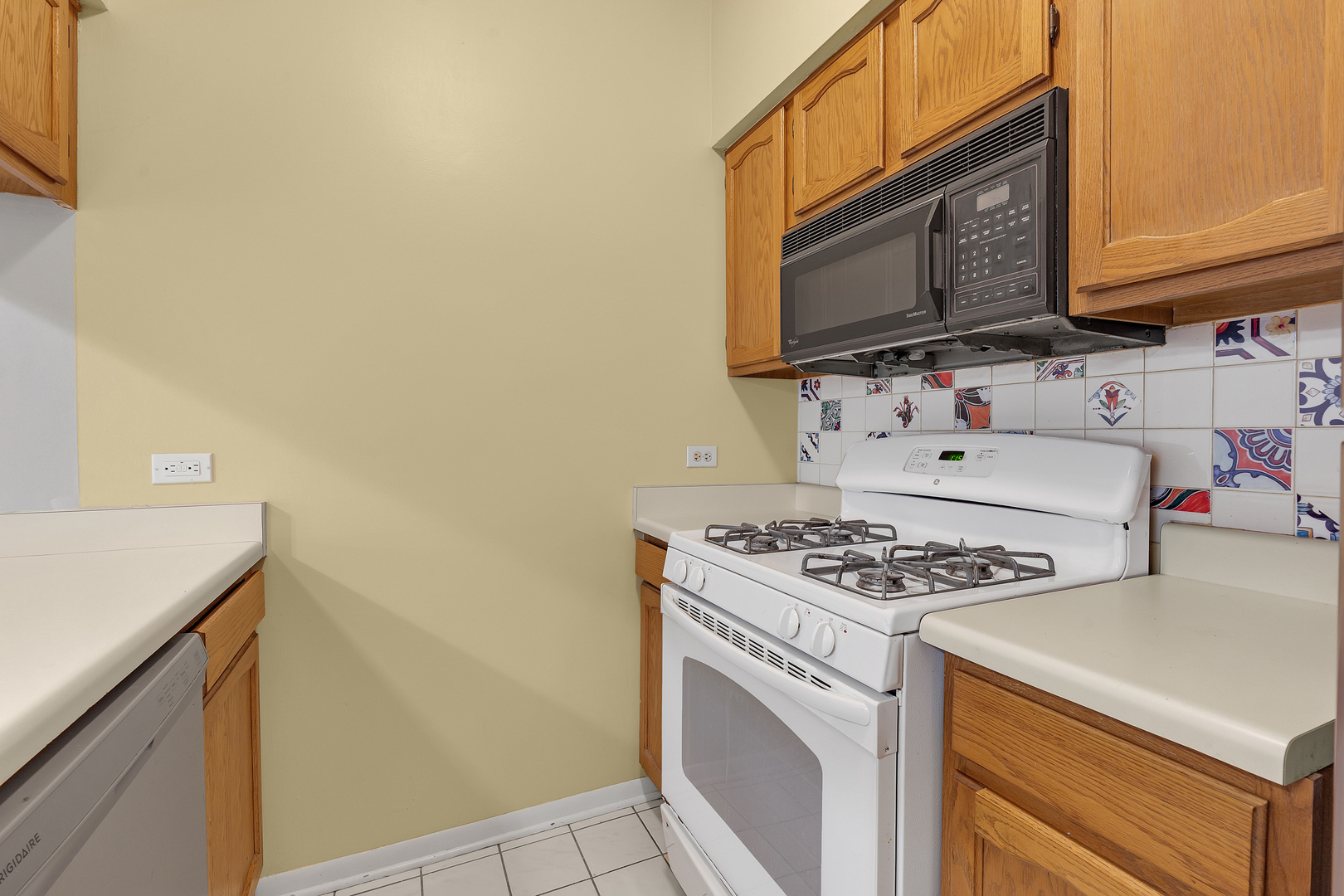 1126 Regency Drive Property Photo 12