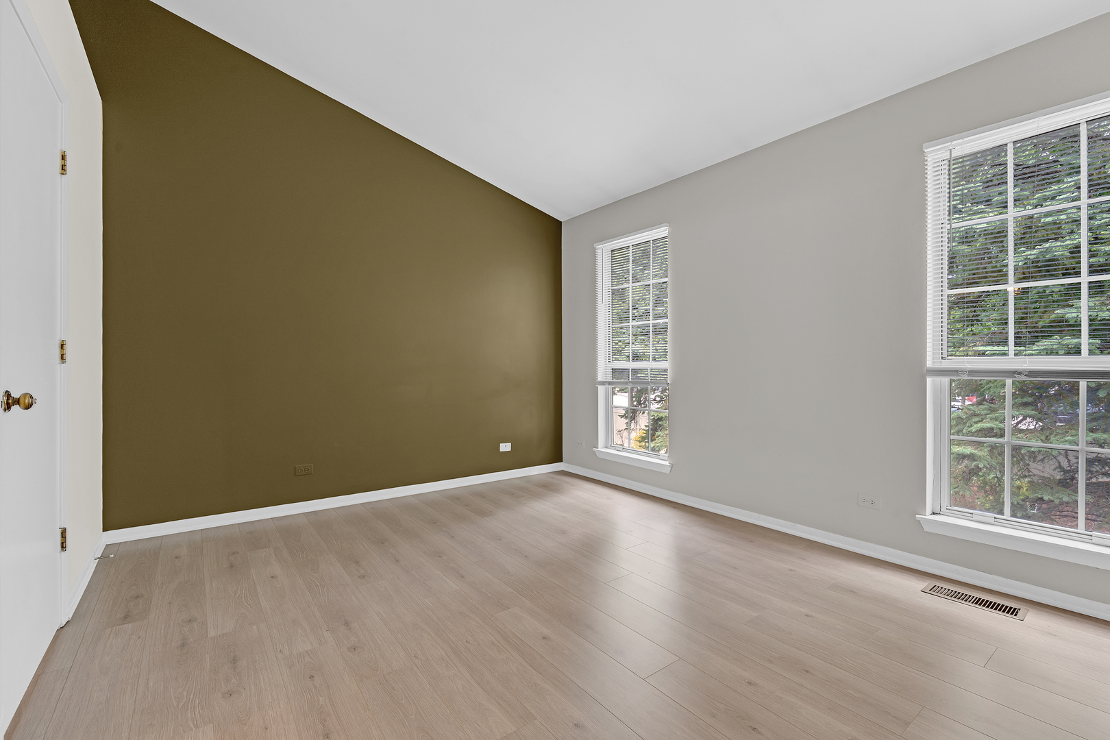 1126 Regency Drive Property Photo 19