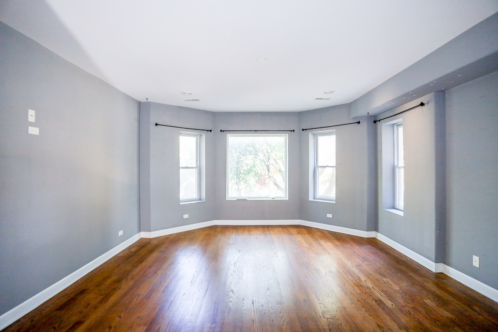 2045 W Arthur Avenue 3e Property Photo 14