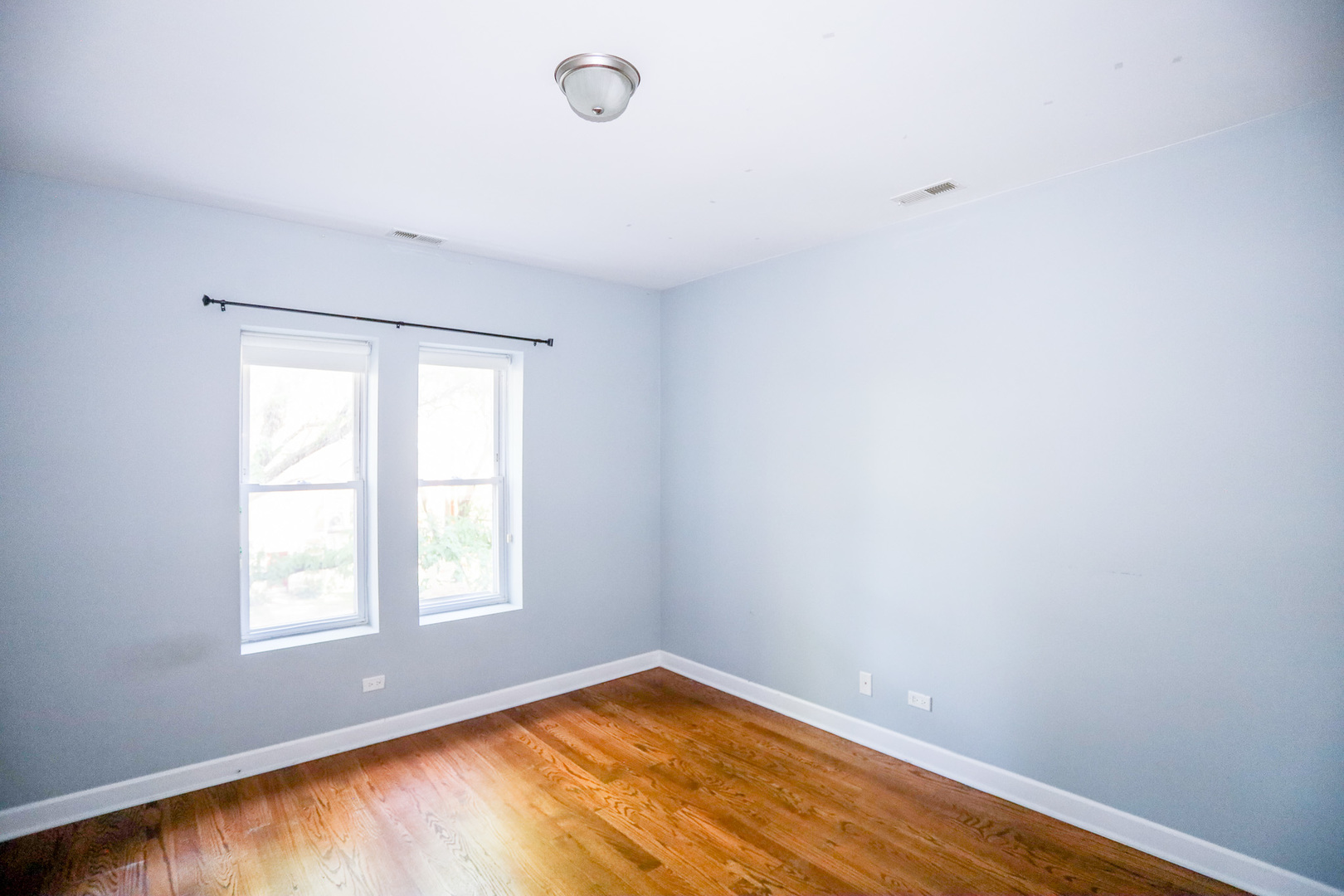 2045 W Arthur Avenue 3e Property Photo 15