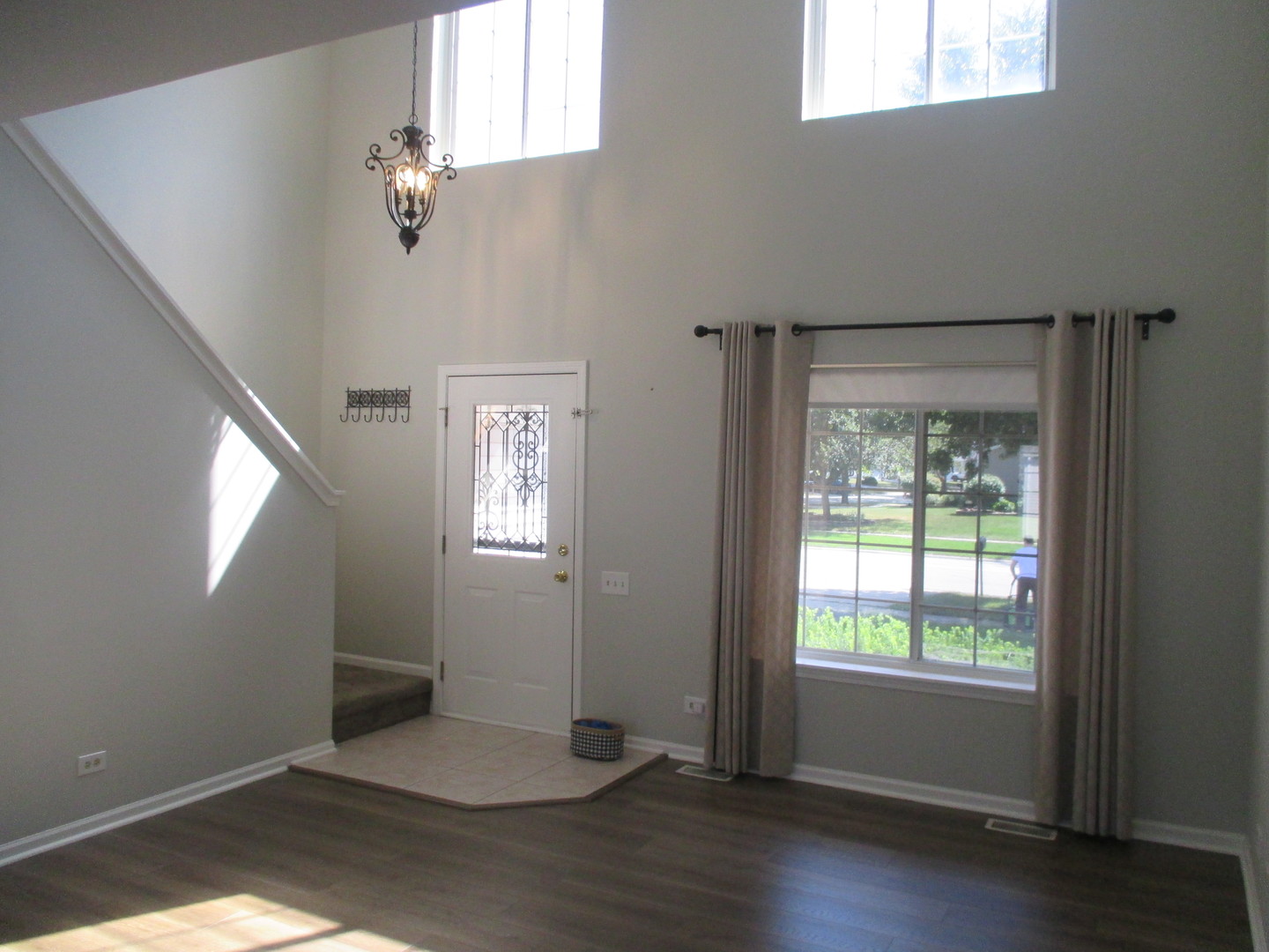 500 Rose Lane Property Photo 5