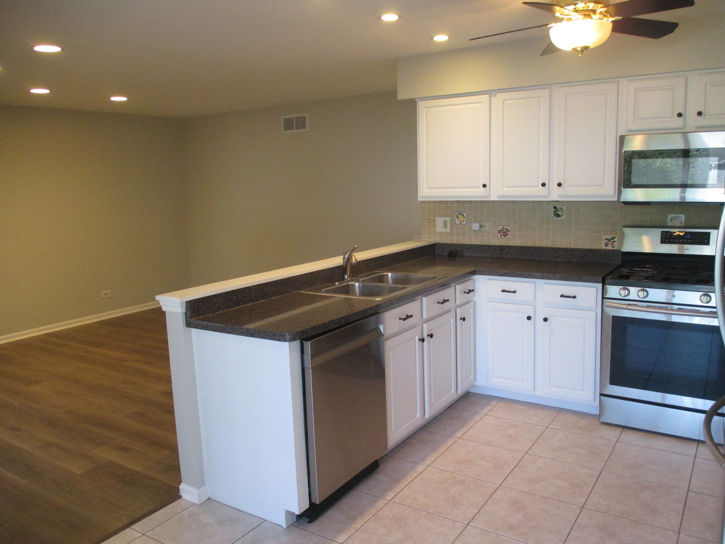 500 Rose Lane Property Photo 16