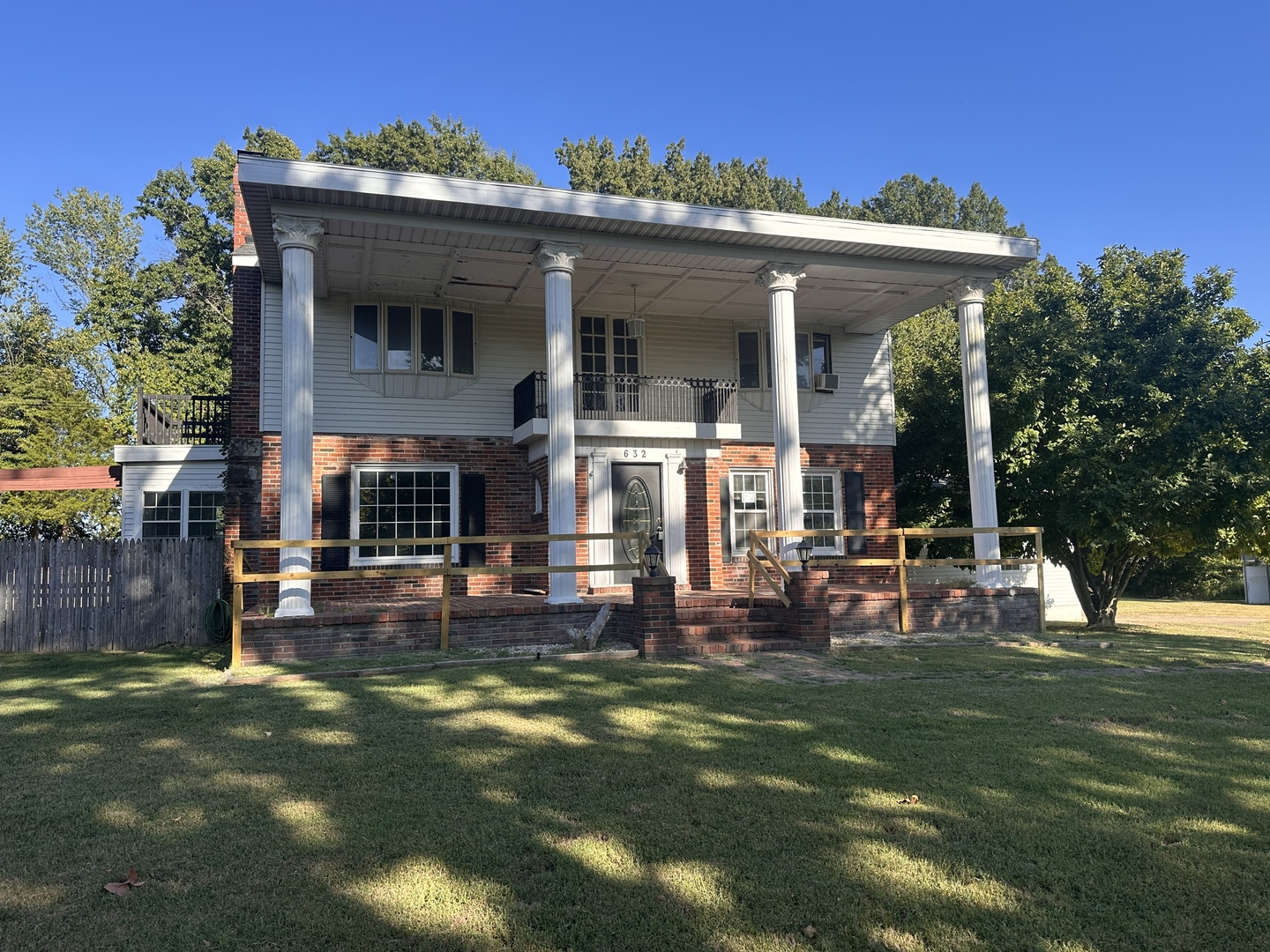 632 N Pershing Street Property Photo 1