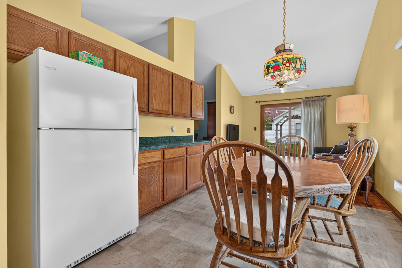 2400 Winfield Lane Property Photo 16