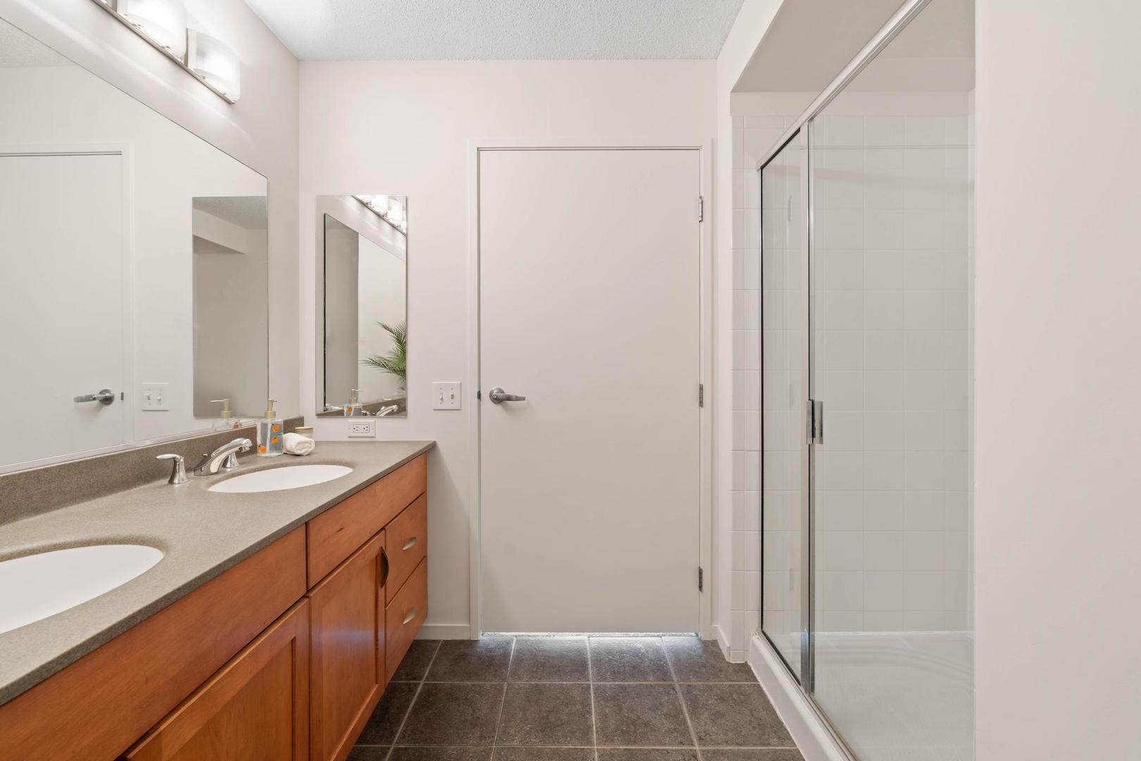 9715 Woods Drive 1505 Property Photo 27