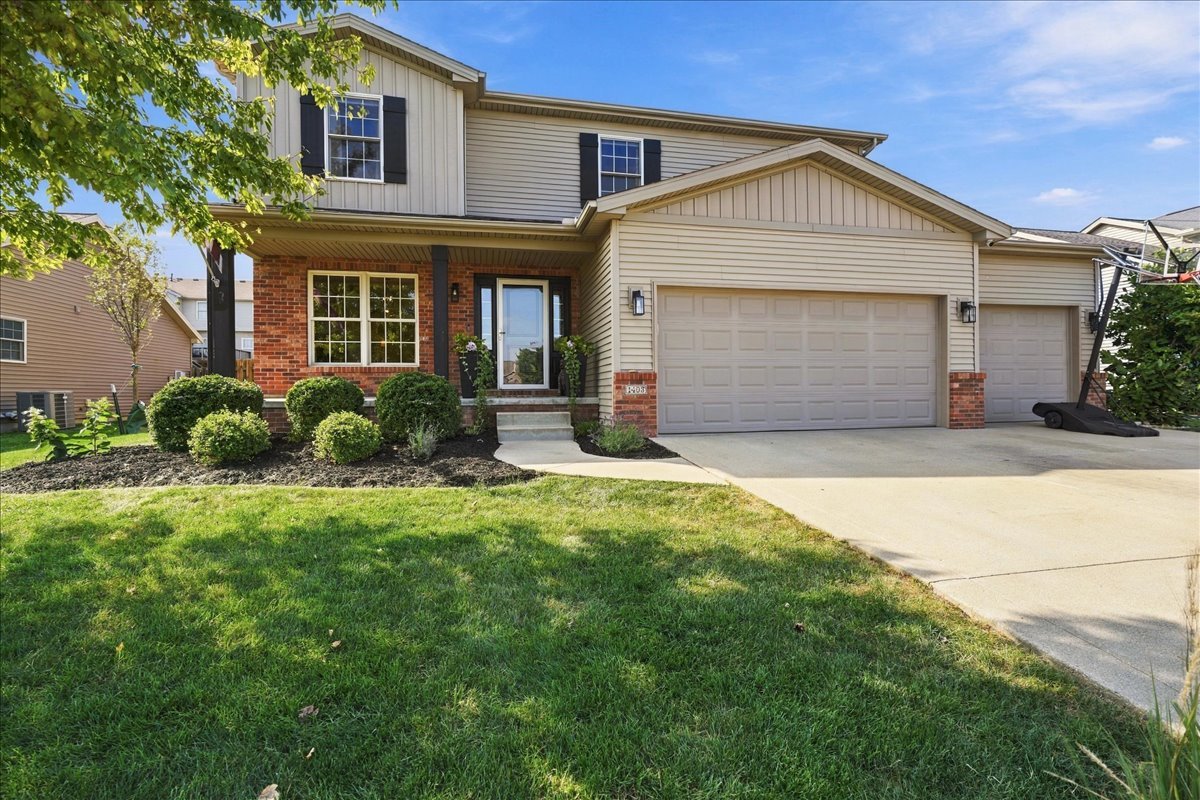 1403 Kickapoo Creek Road Property Photo 1