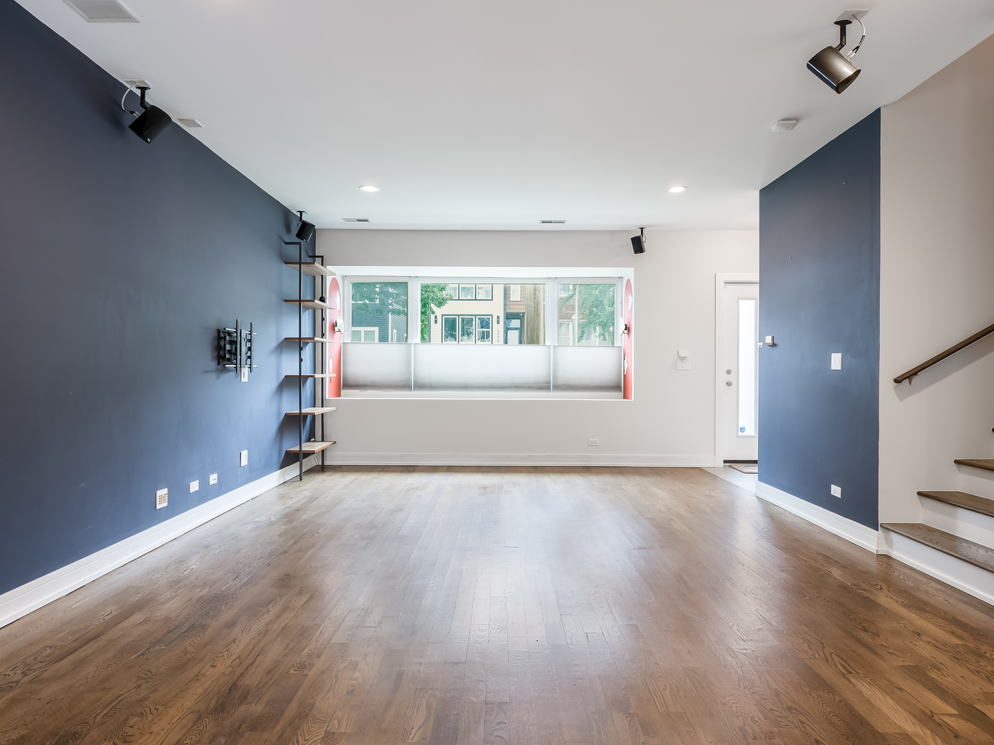 3573 W Wabansia Avenue Property Photo 6