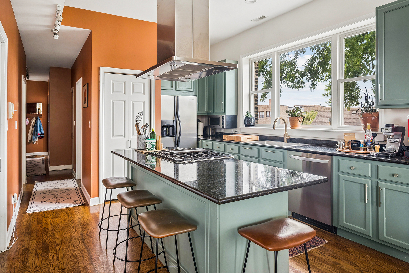 12753357 Property Photo 3