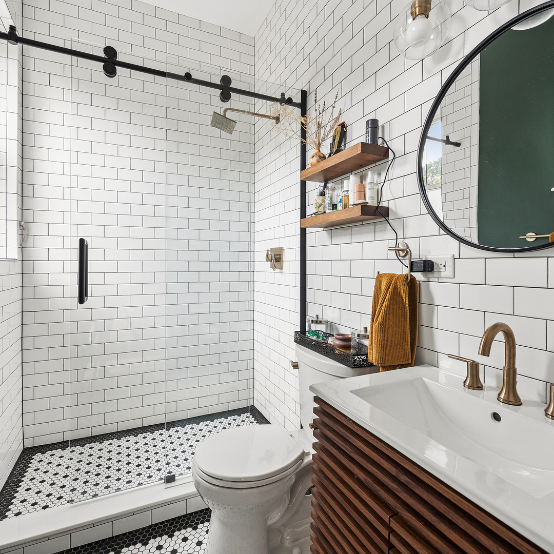12753357 Property Photo 11