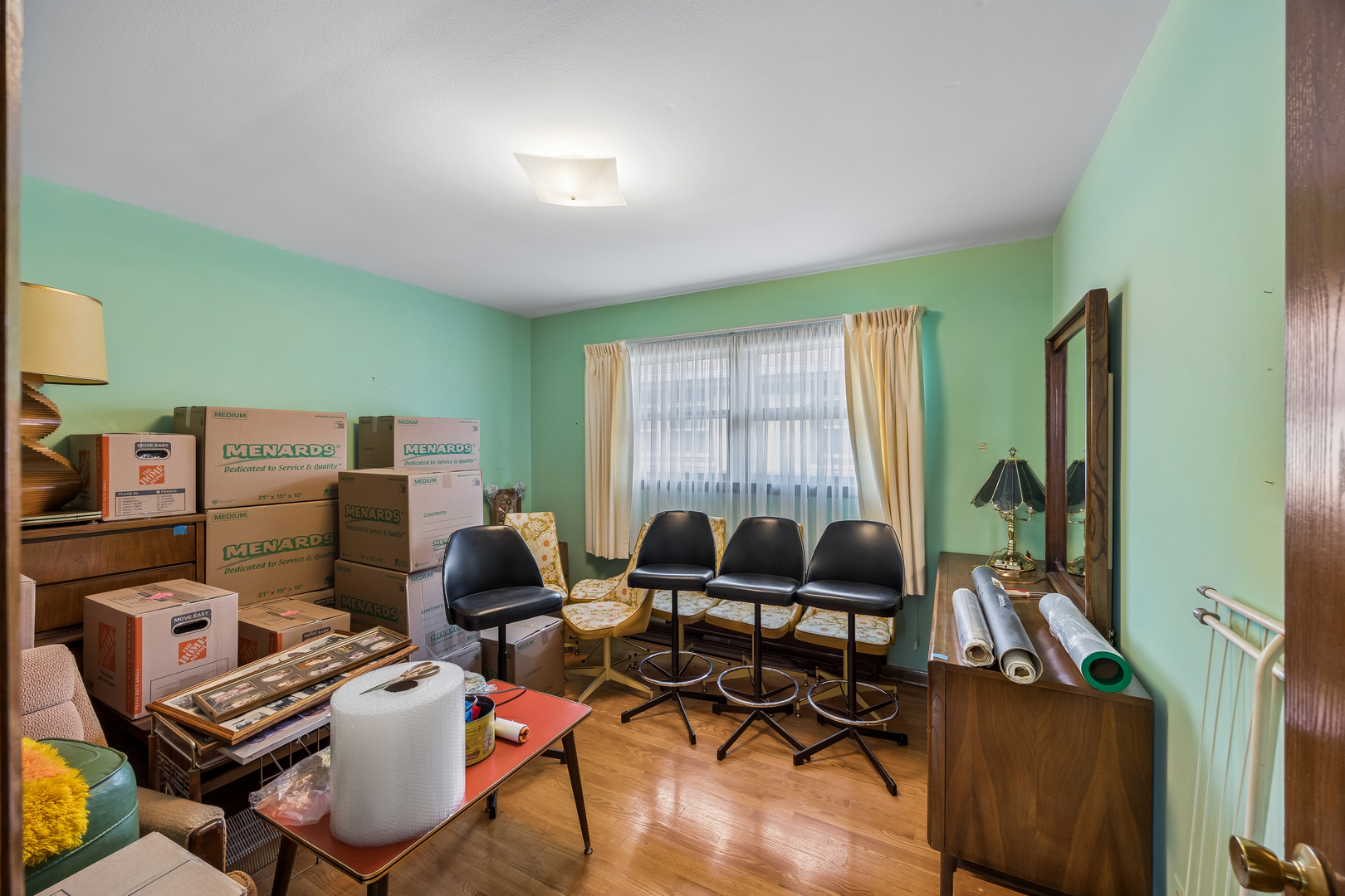648 Escanaba Avenue Property Photo 11