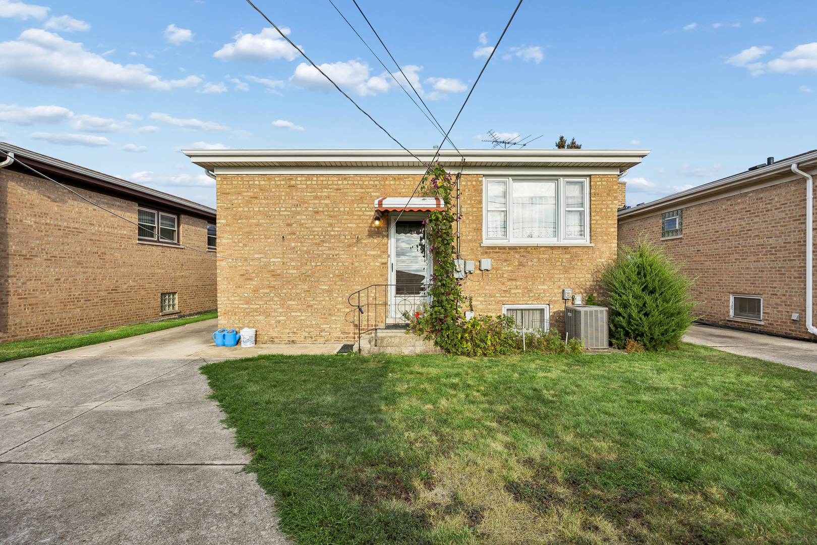 648 Escanaba Avenue Property Photo 20