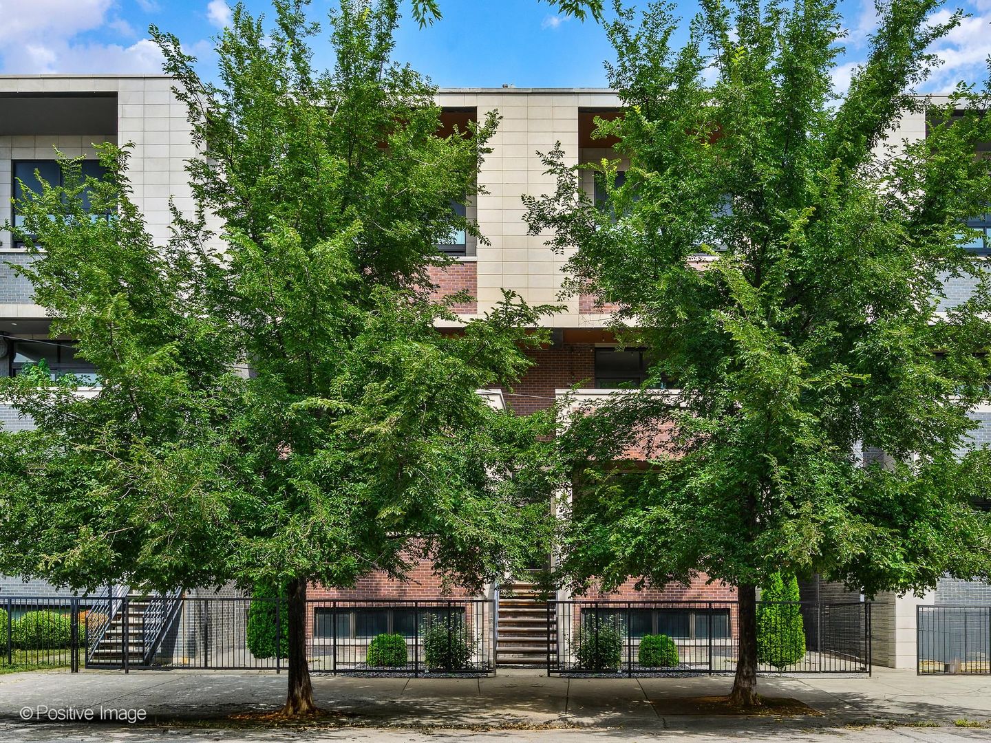 1224 W Ohio Street 3e Property Photo 1
