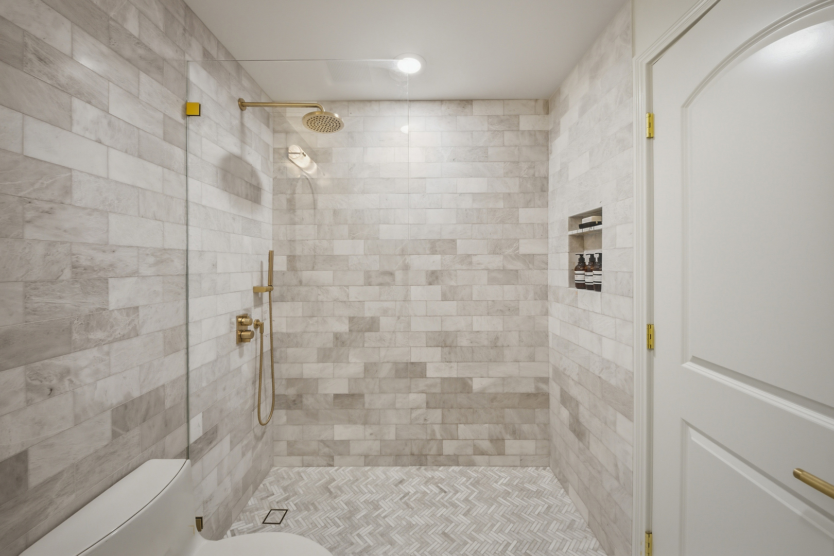 111 E Chestnut Street Ph-ab Property Photo 60