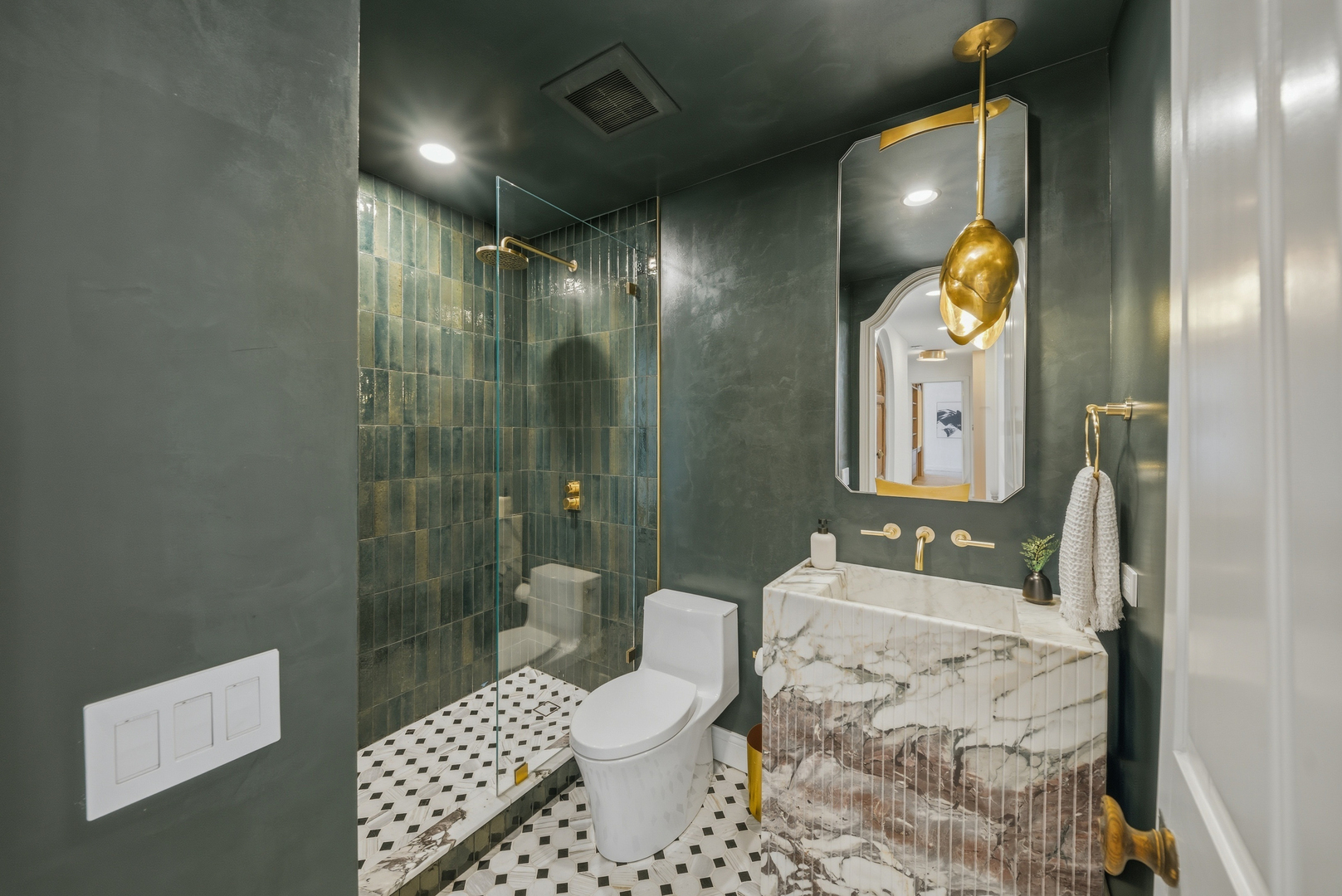 111 E Chestnut Street Ph-ab Property Photo 62