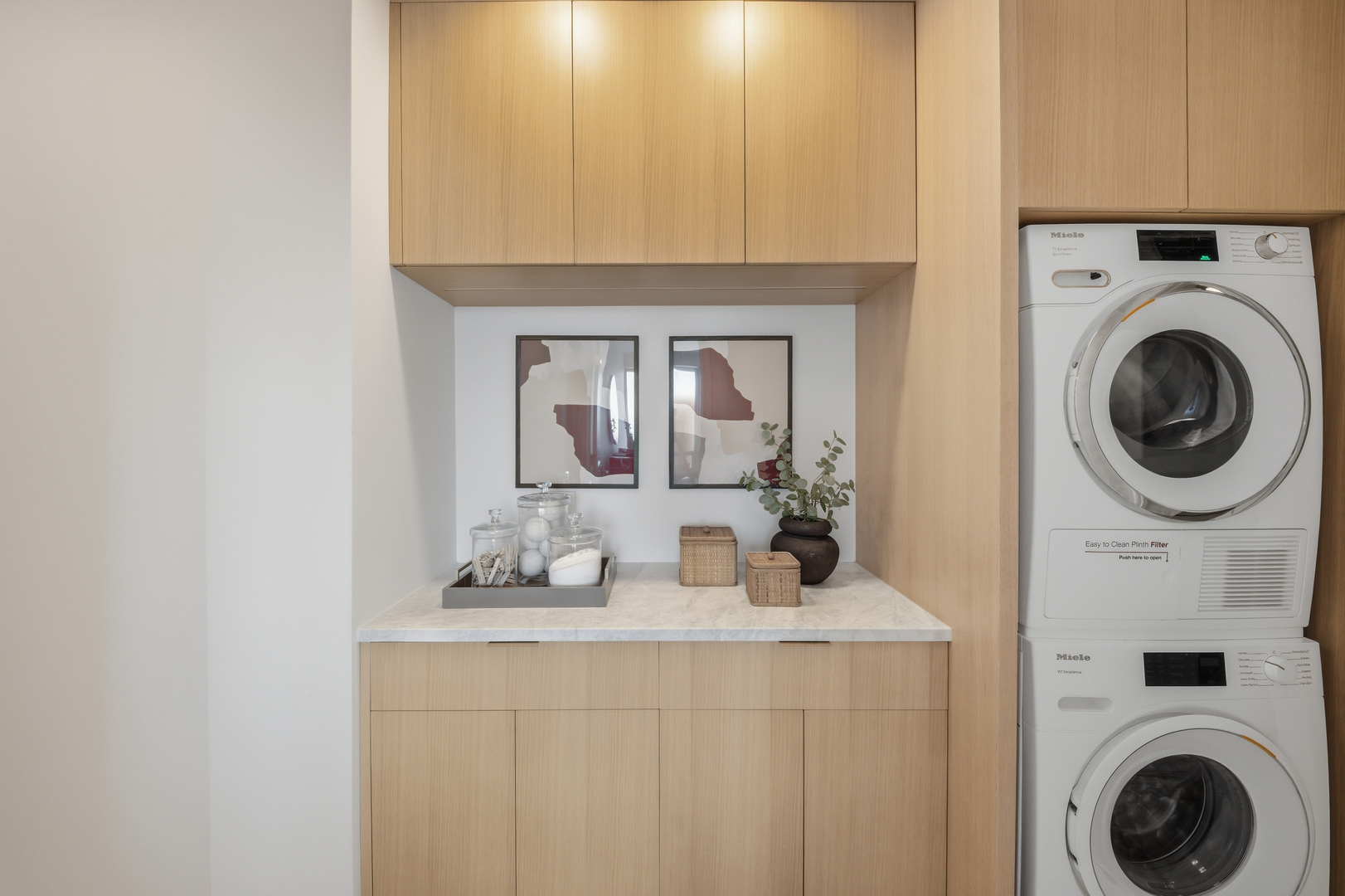111 E Chestnut Street Ph-ab Property Photo 77