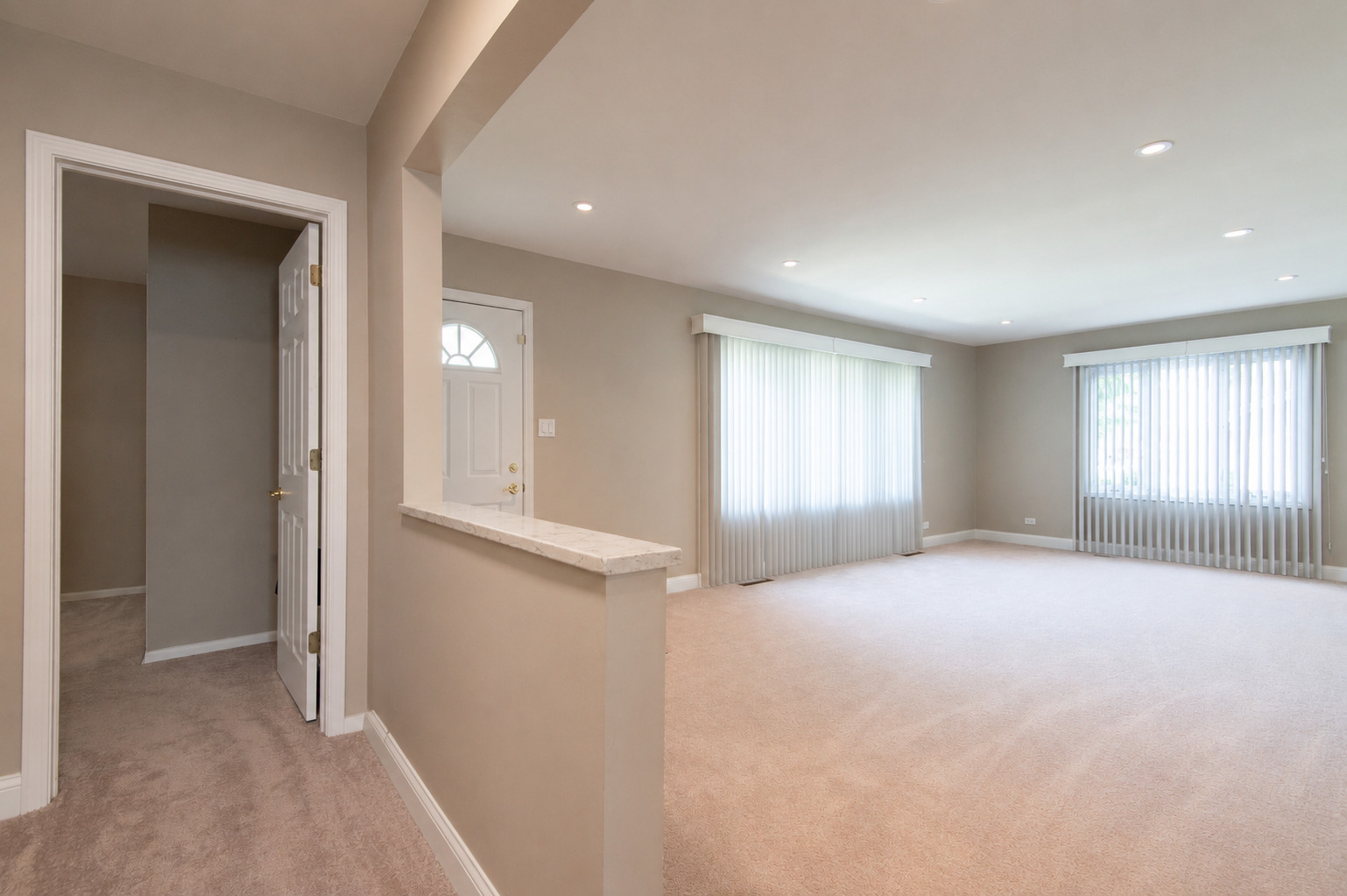 11655 S Nagle Avenue Property Photo 8