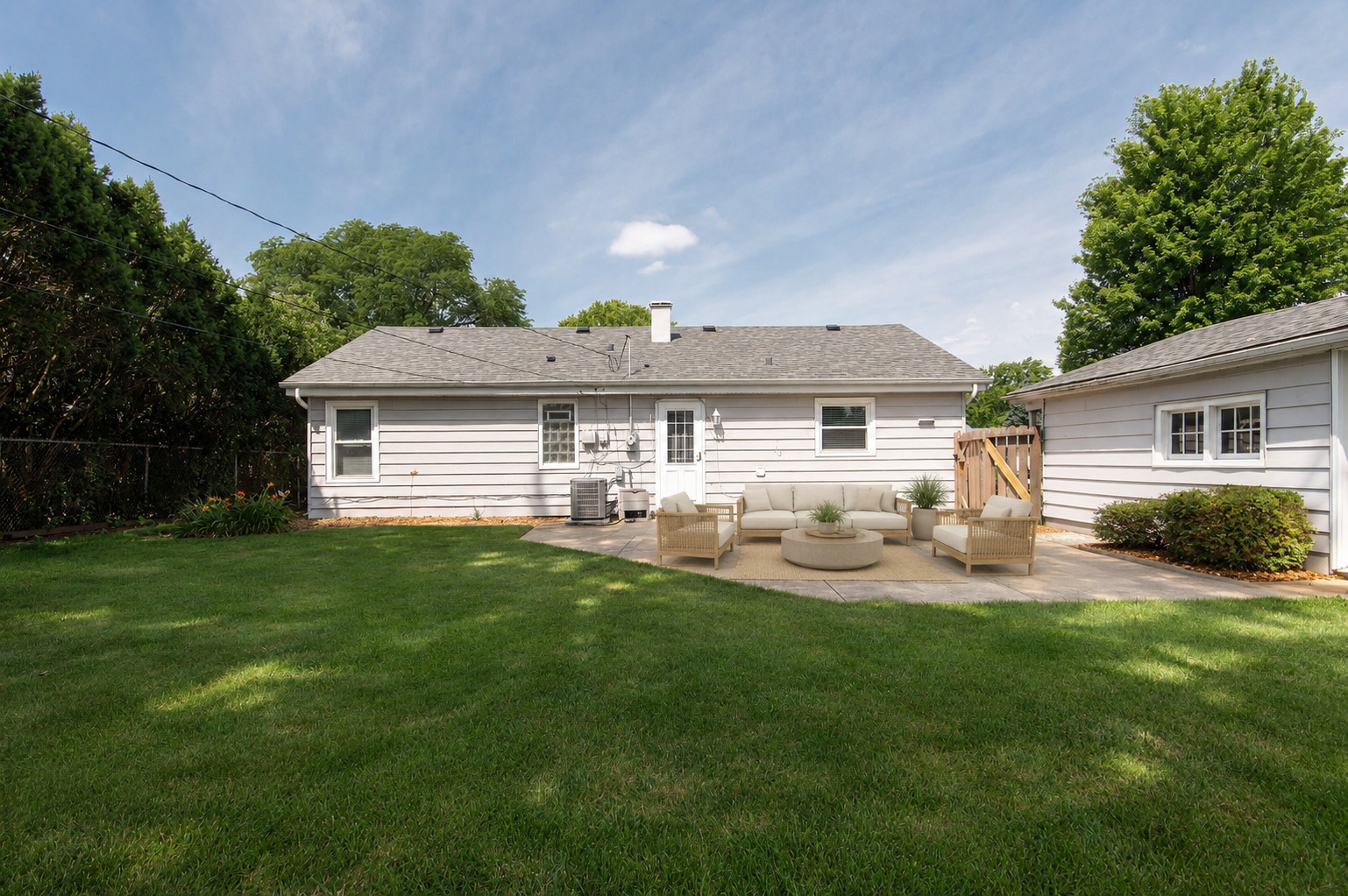 11655 S Nagle Avenue Property Photo 28