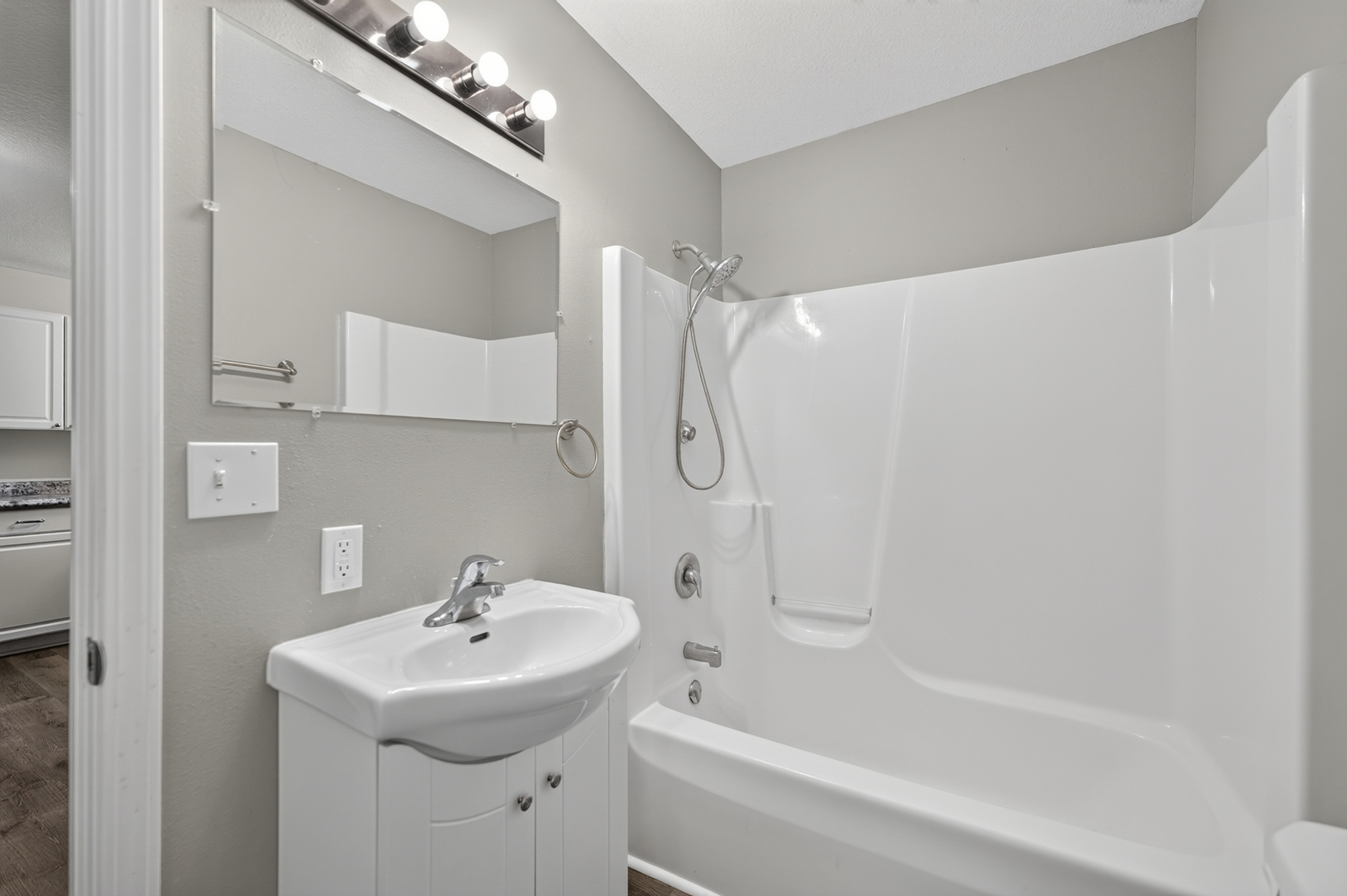 705 S 3rd Street Property Photo 9