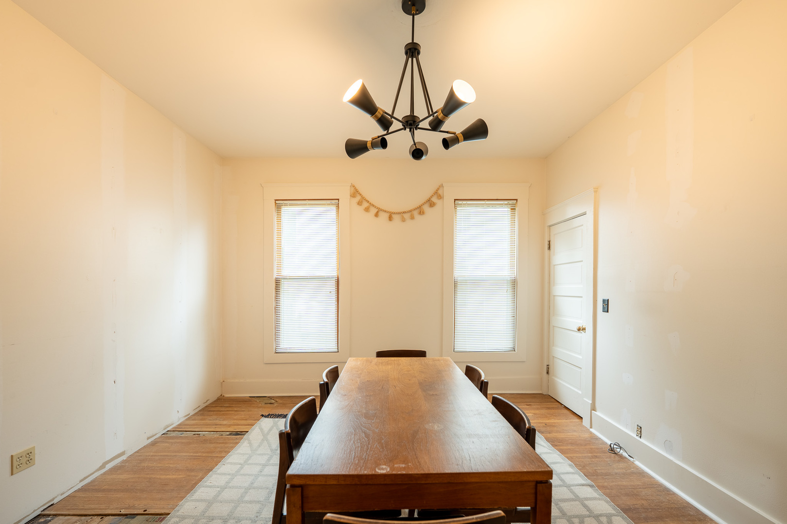 1227 W Stephenson Street Property Photo 13