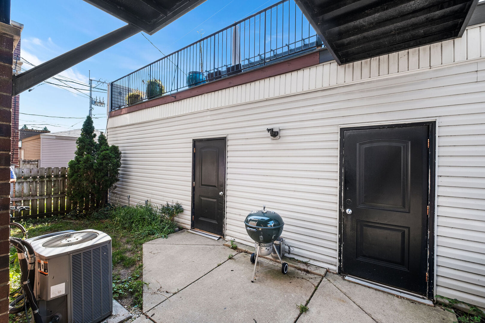 3340 N Damen Avenue 2s Property Photo 25