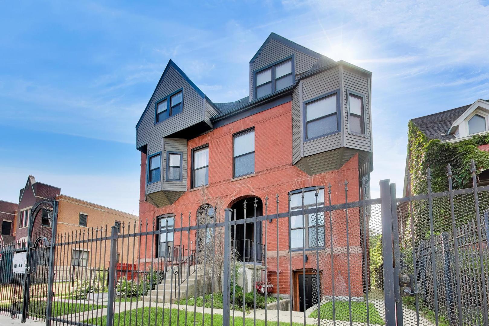3330 S Indiana Avenue 2n Property Photo 2